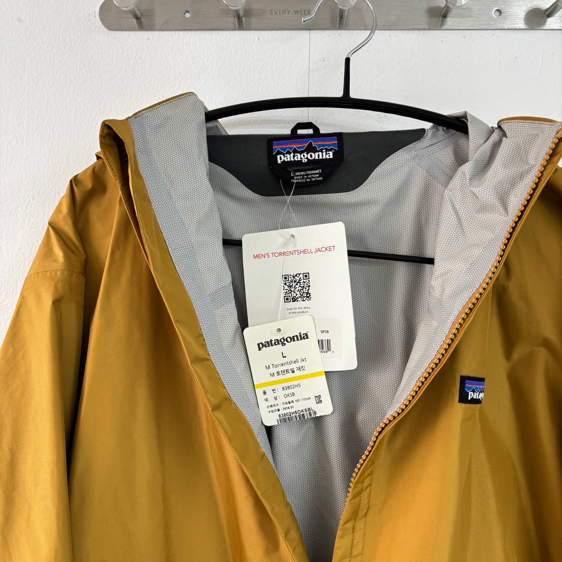 [새상품] 파타고니아 토렌쉘 L사이즈 상품이미지3
