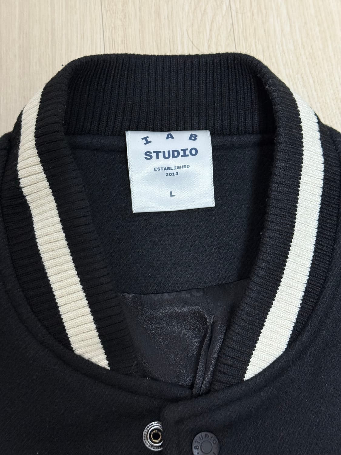 아이앱 스튜디오 스타디움 자켓 블랙 아이보리 L 상품이미지2