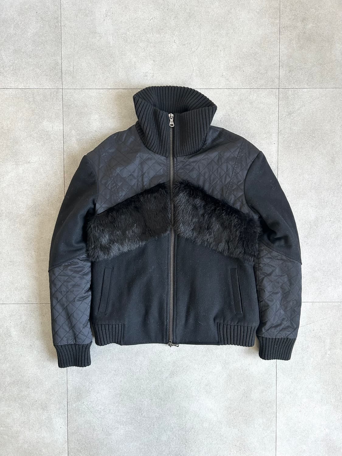 발망 퍼 퀼팅 하이넥 봄버 자켓 상품이미지5