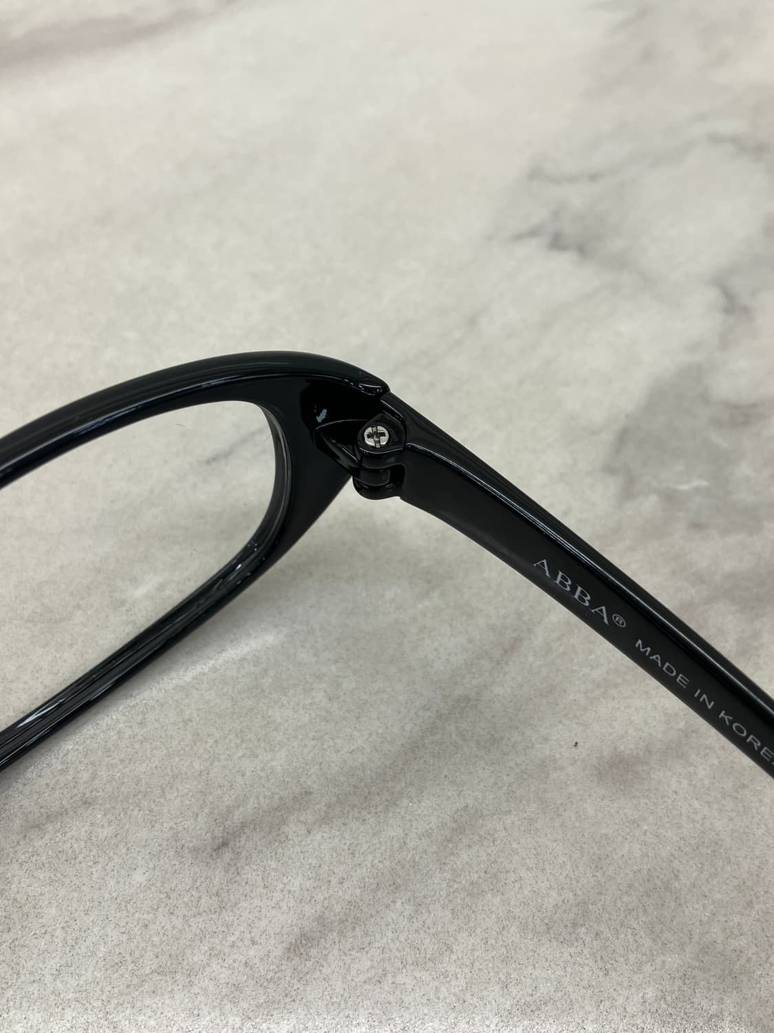 B69 AB2TR 유광 블랙 오벌 슬림 뿔테 안경564 상품이미지3