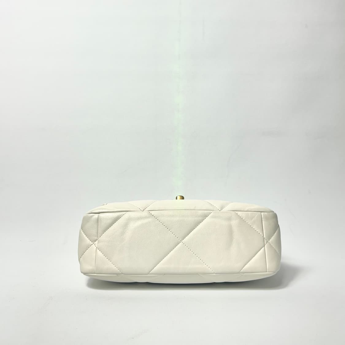 [S급/내장칩] 샤넬 19백 플랩백 내장칩 화이트 상품이미지6