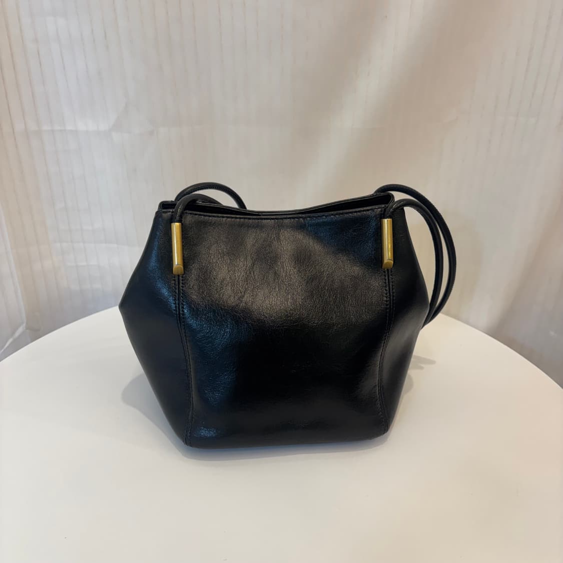 정품 아뜰리에드루멘 마룬 숄더백     상품이미지5