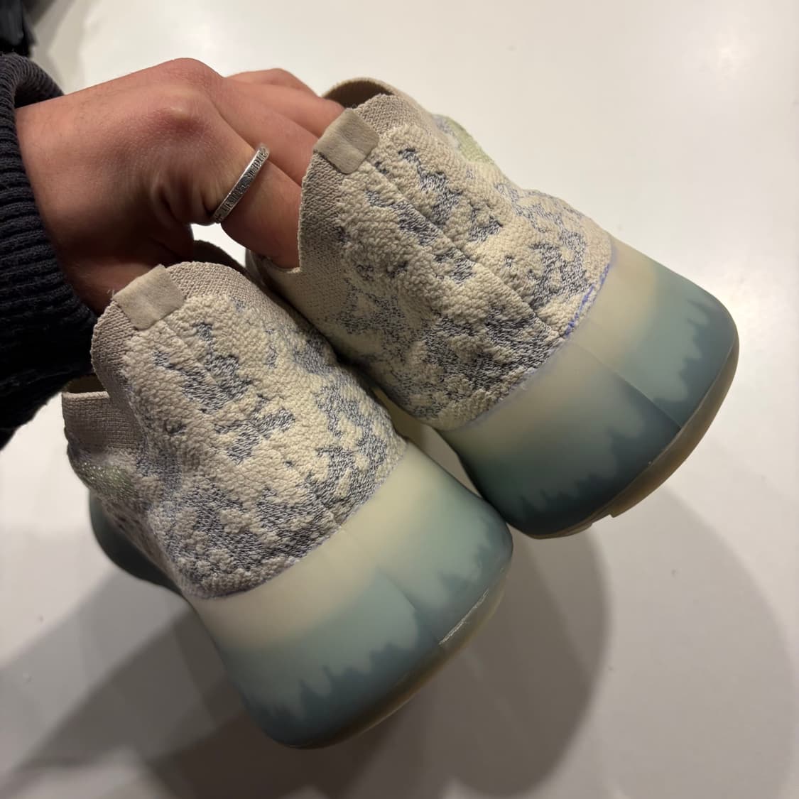 [270] 아디다스 이지 380 에일리언 블루 상품이미지3