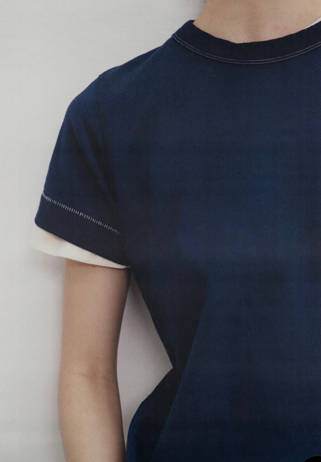 낫띵리튼 스탠다드 티셔츠 / 네이비 상품이미지3