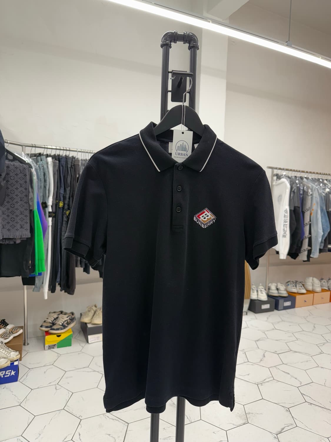 [M] 버버리 자수 로고 반팔 카라티 상품이미지1
