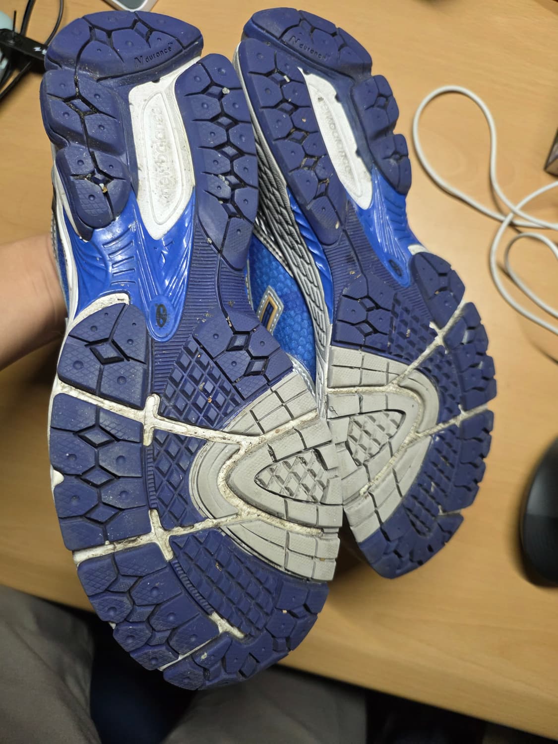 뉴발란스 x 에메 레온 도르 860v2 블루 275 상품이미지5