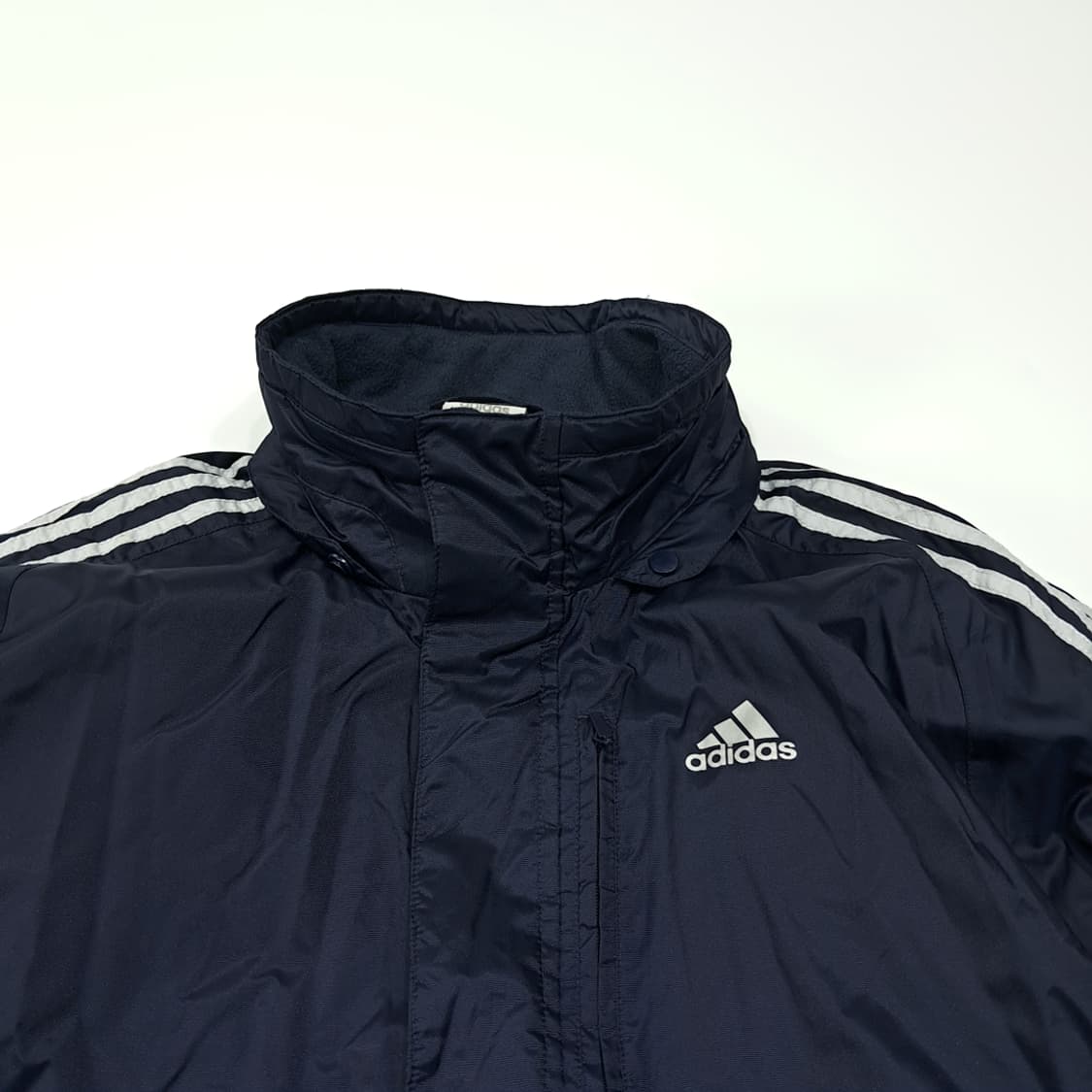 CL239 L 아디다스 00s 빅로고 네이비 점퍼 벤치코트 상품이미지2