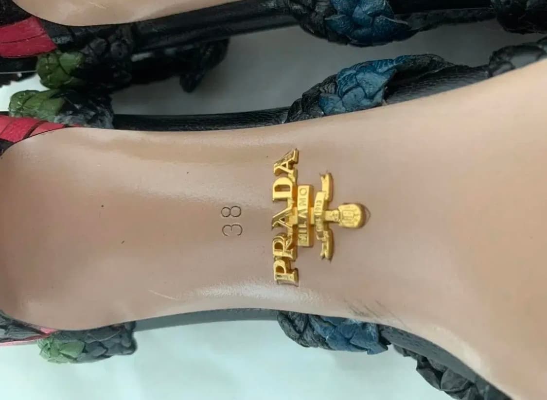 PRADA 프라다 우븐 둥근토 펌프스 상품이미지10