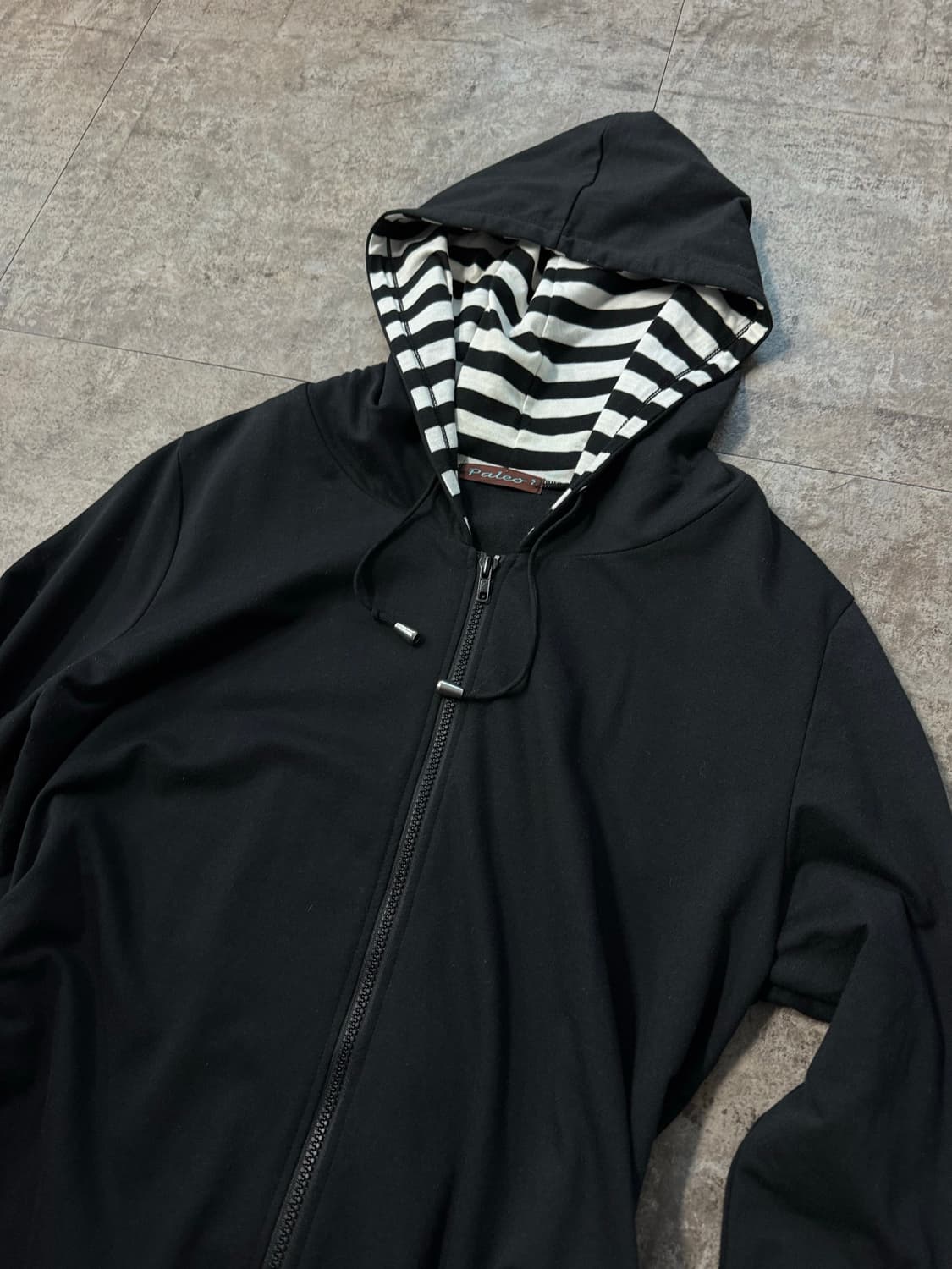 스트라이프 패턴 플리츠 디테일 롱 후디드 집업 상품이미지4