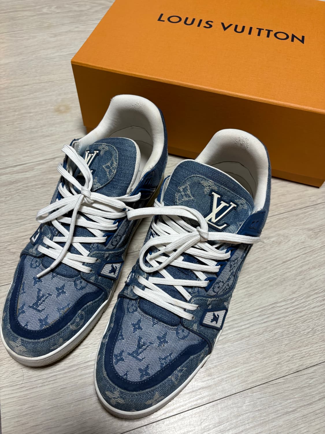 [9] 루이비통 트레이너 데님 슈즈 스니커즈 상품이미지1