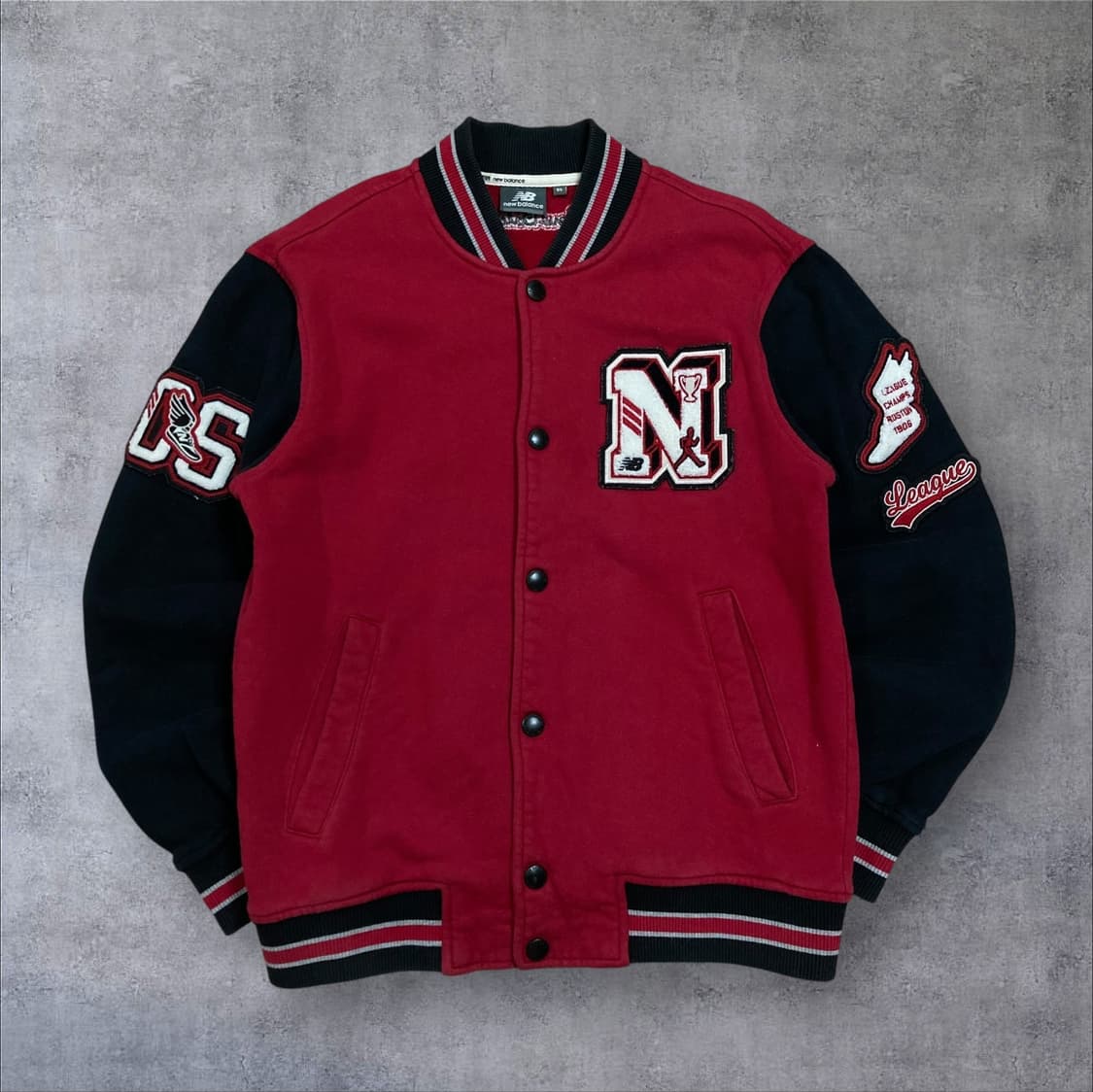 뉴발란스 레드 블랙 배색 코튼 스타디움 자켓 상품이미지1