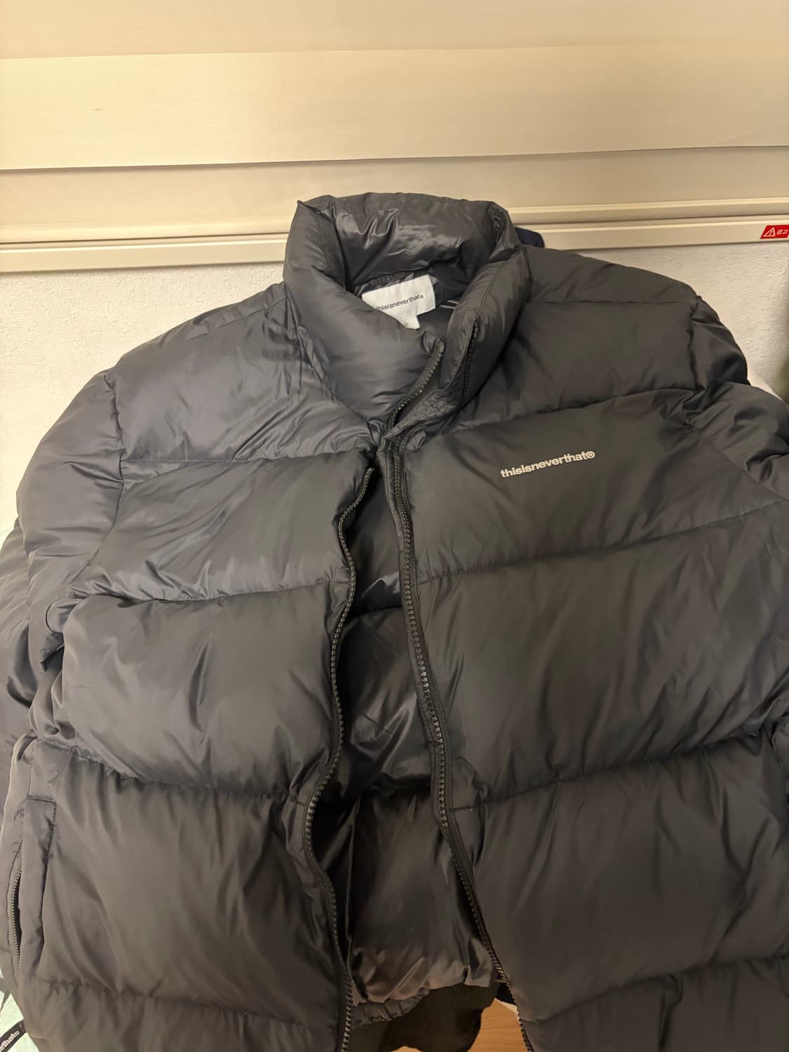 디스이즈네버뎃 퍼텍스 T 다운 자켓 블랙 M 상품이미지2
