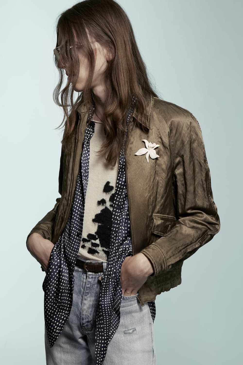 [BTS 지민님 착용] 생로랑 21ss 실크 새틴 네이비 폴카닷 셔츠 상품이미지1