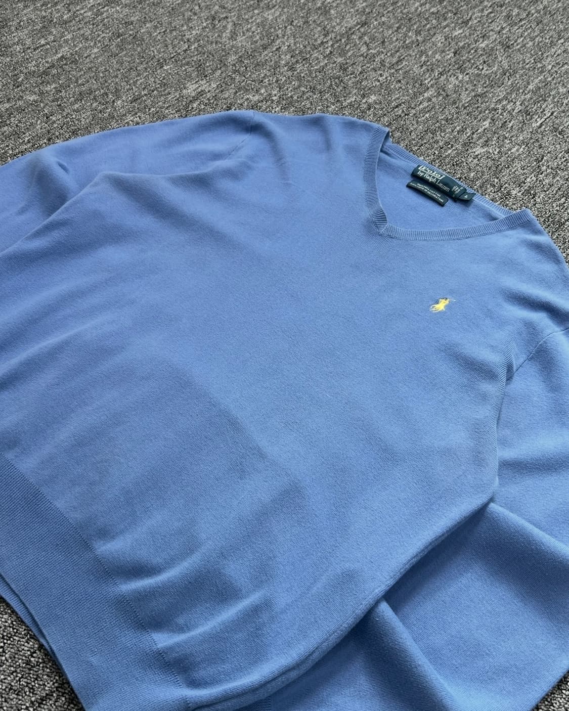 폴로 랄프로렌 피마 코튼 스카이블루 브이넥 니트  상품이미지3