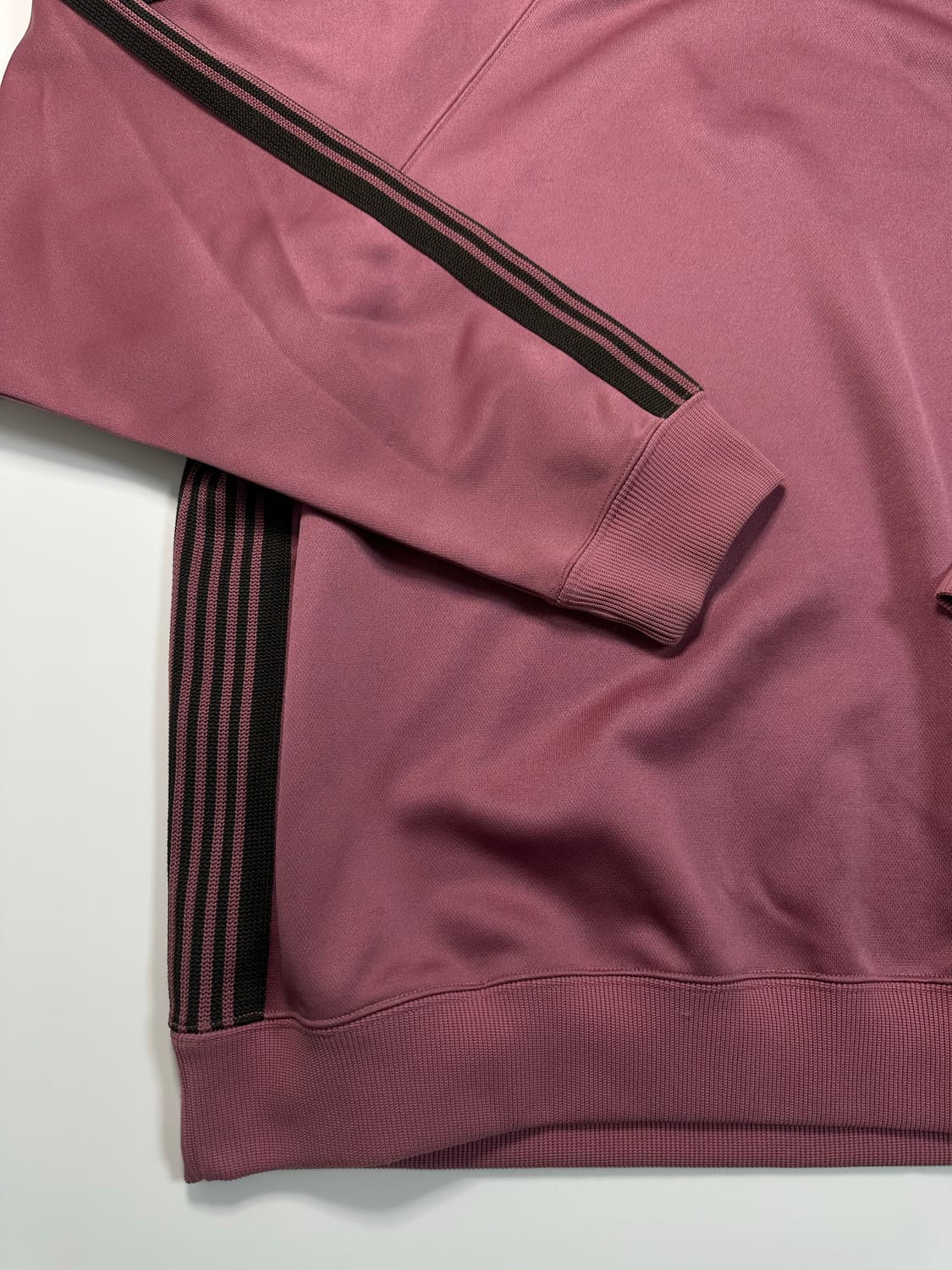 니들스 트랙 크루넥 폴리 스무스 스모크 핑크 상품이미지4