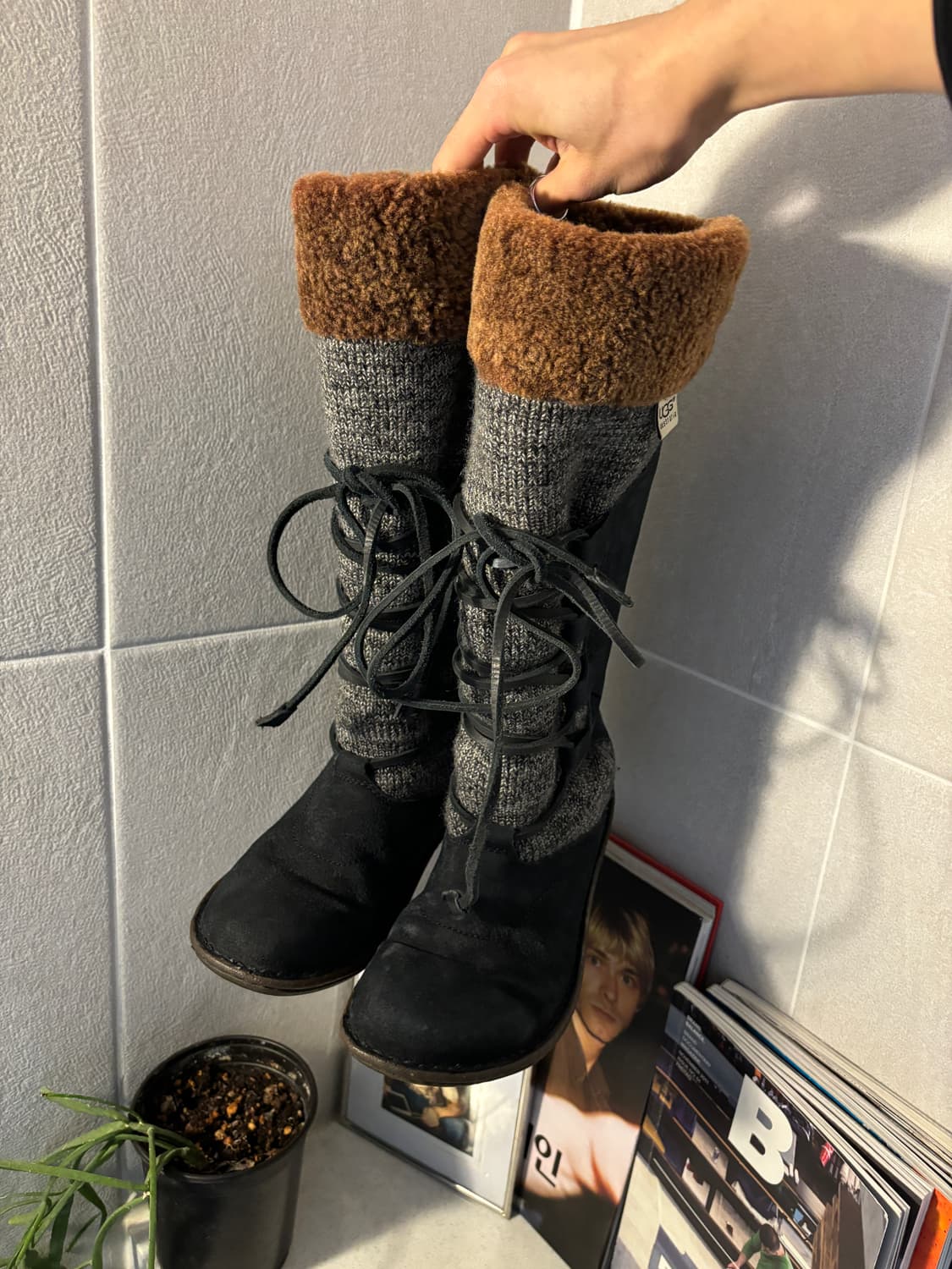 어그 레이어드 스웨이드 니트 부츠 상품이미지4