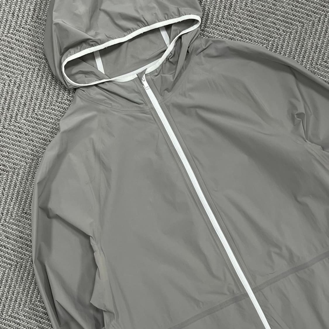 띠어리 나일론 바인딩 집업 v0920 상품이미지3