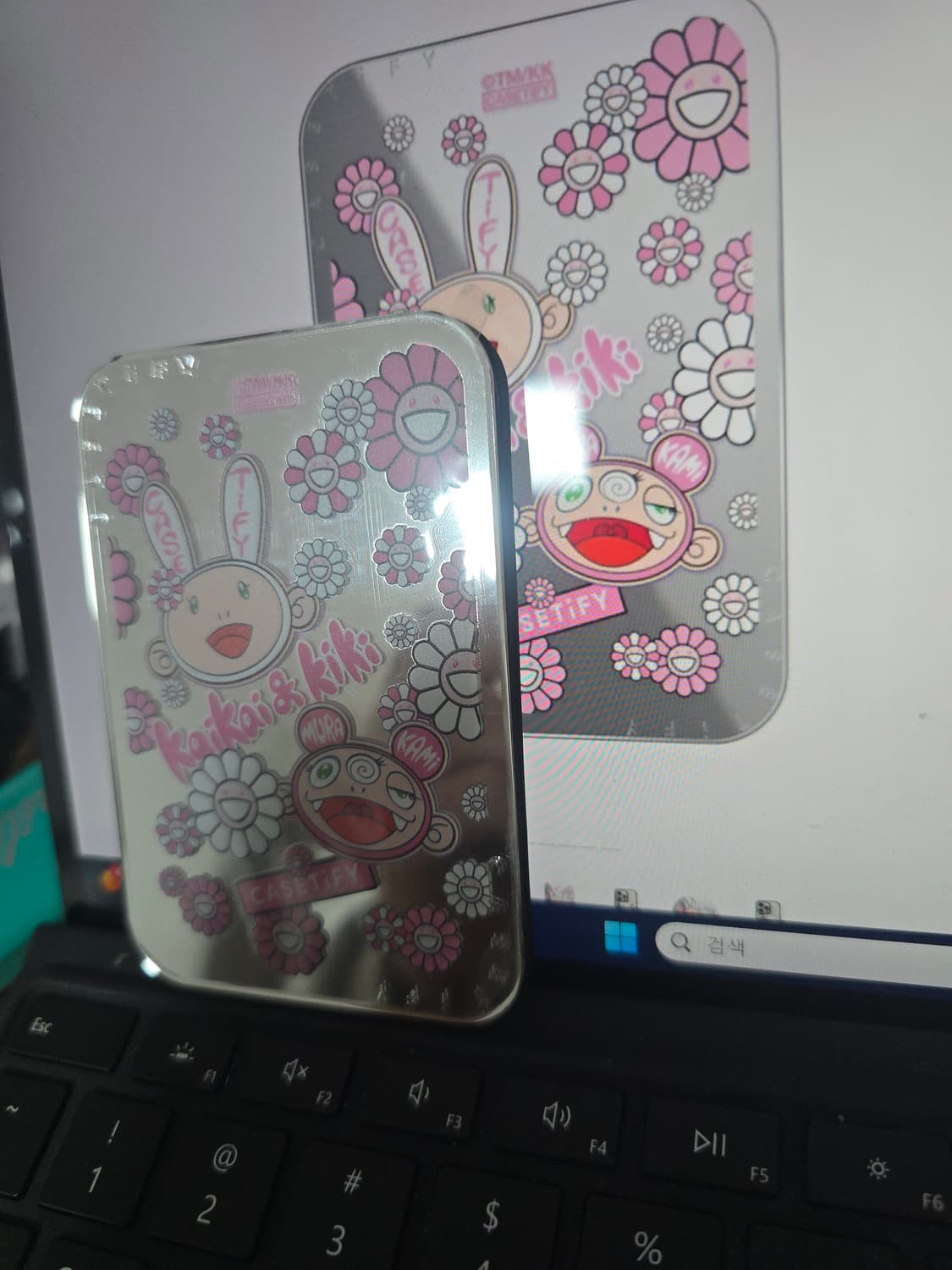 케이스티파이 무라카미 타카시 맥세이프 카드홀더 스탠드 상품이미지2