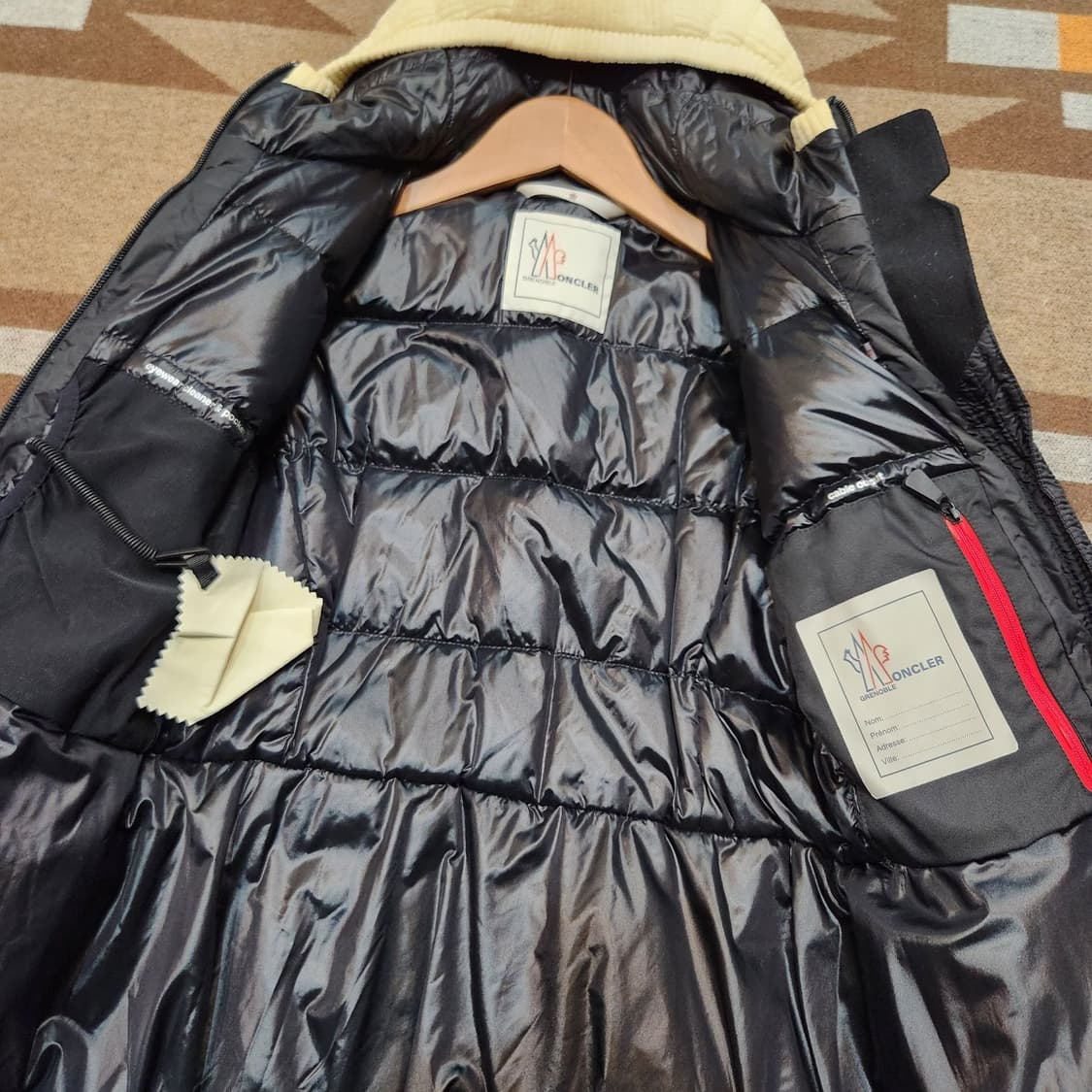 백화점판)몽클레어 여성 구스다운 벨티드 후드 패딩 M 상품이미지8