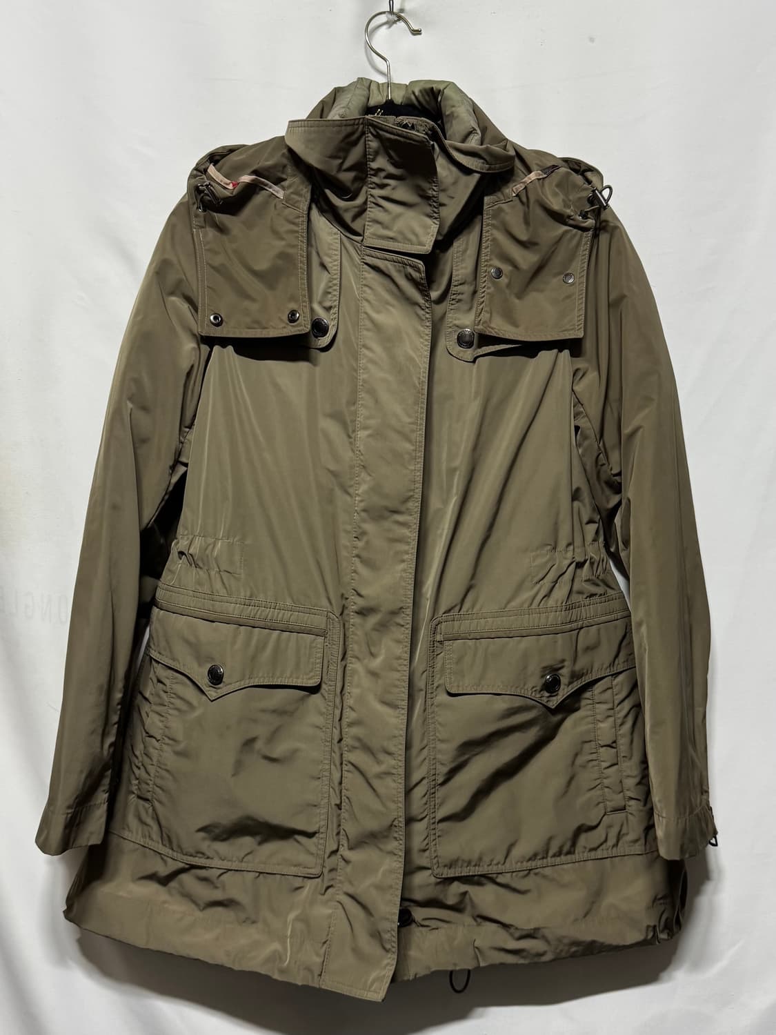 38 버버리 여성 나일론 패딩 자켓 상품이미지1