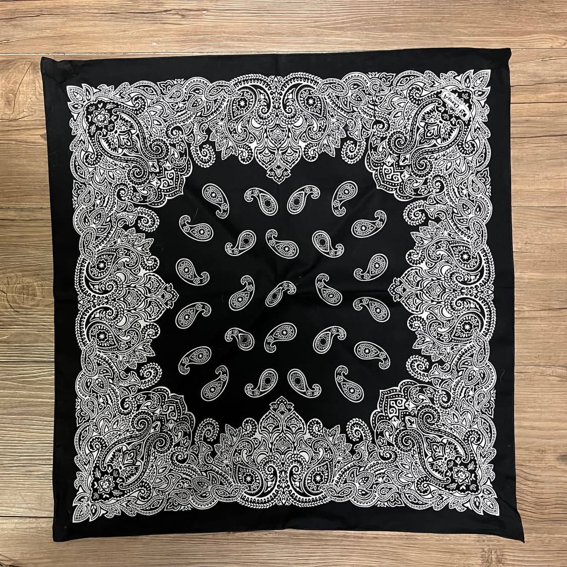 클래식 페이슬리 반다나/스카프(블랙) 상품이미지1