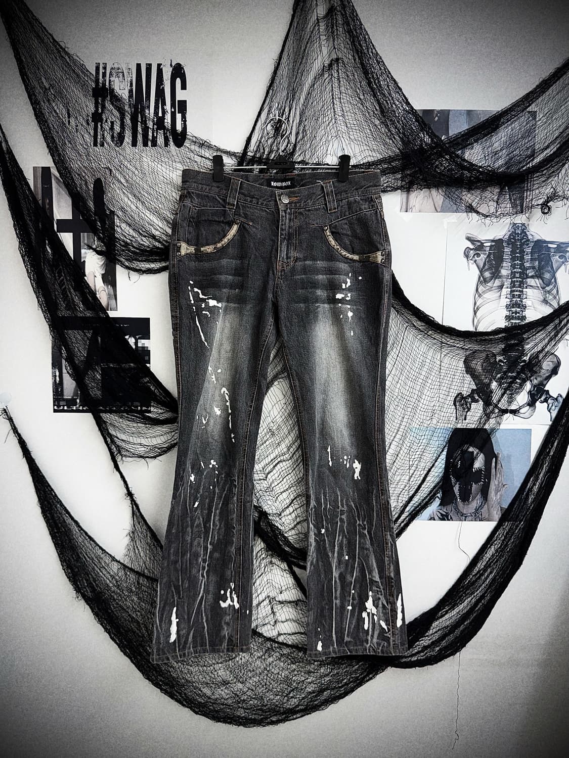 00s painted washing bootscut jeans 상품이미지1