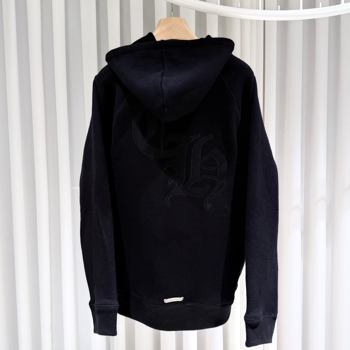 L / 크롬하츠 세메터리 블랙 후드티셔츠 상품이미지4