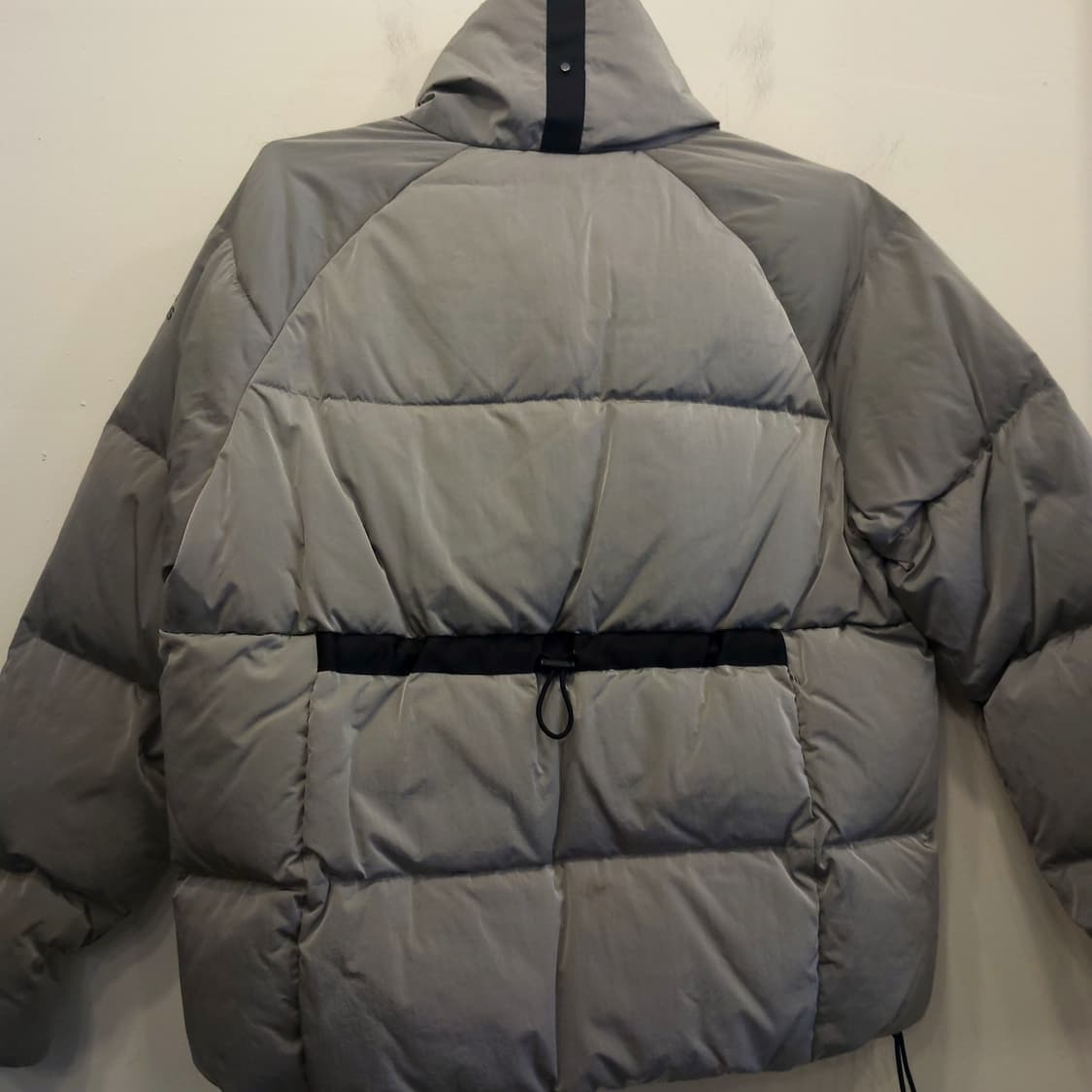 아디다스 데일리 그레이 숏패딩 상품이미지5