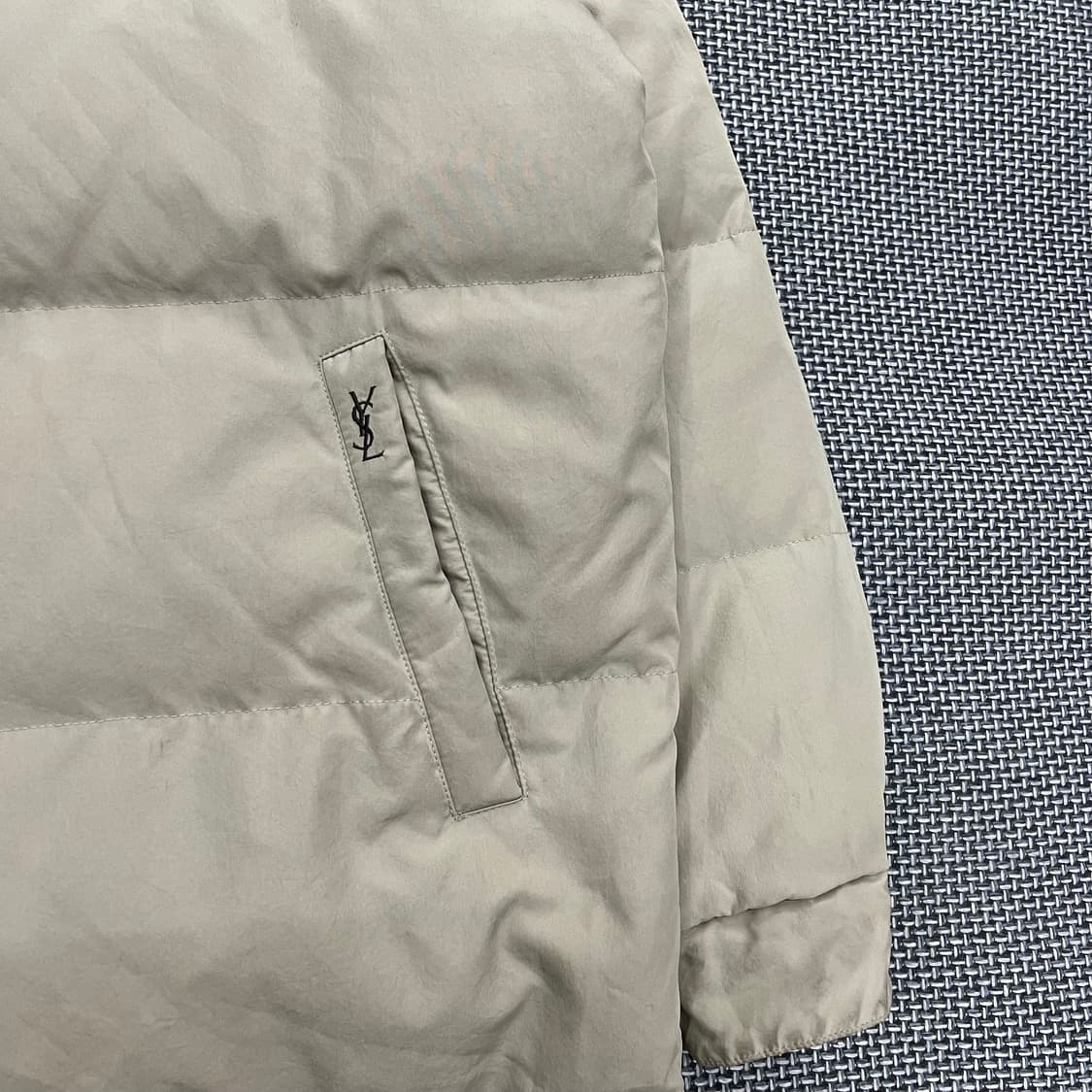 입생로랑 리버시블 구스다운 패딩 95 상품이미지4
