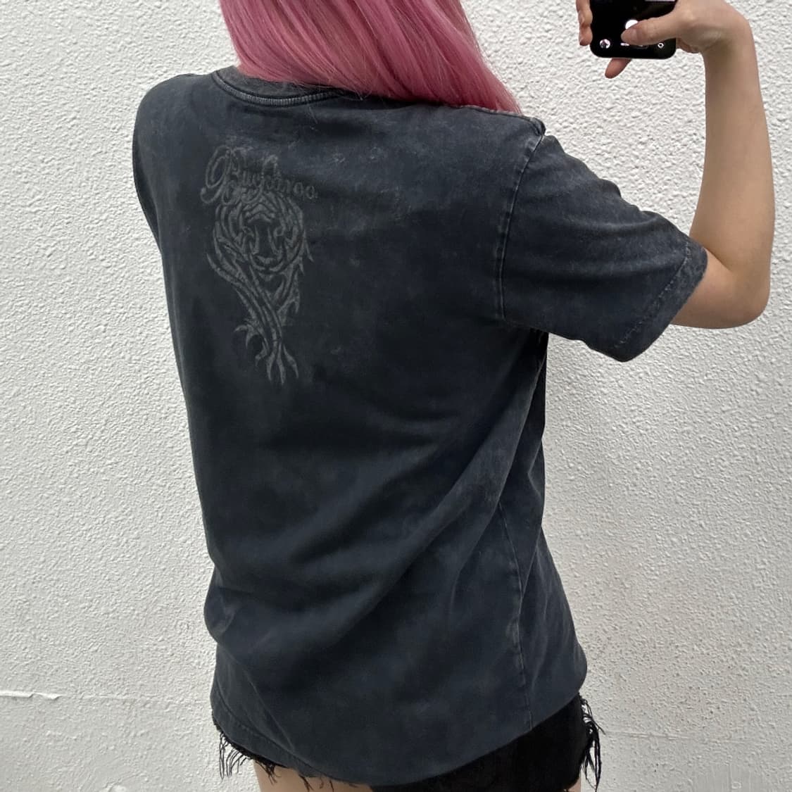 버커루 락시크맛 깃털 프린팅 딥네이비 반팔 L 상품이미지2