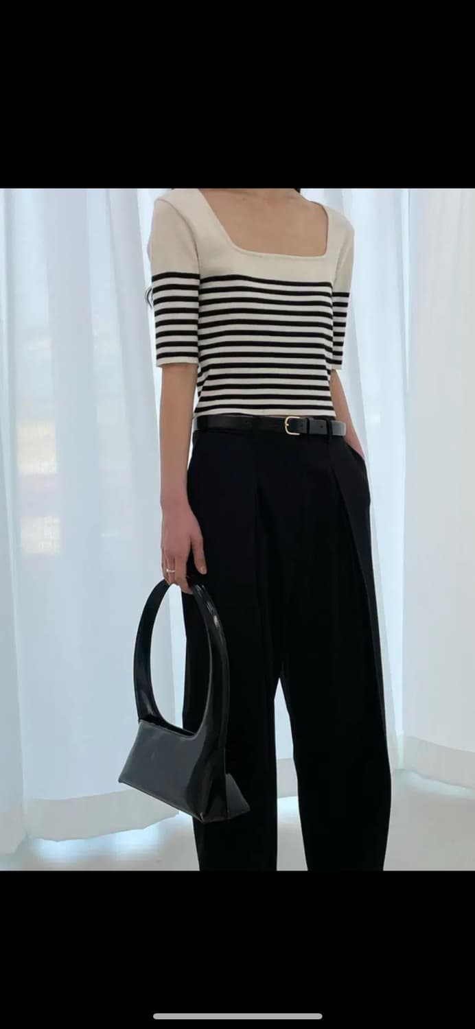 위아 스퀘어넥 니트 아이보리 상품이미지1