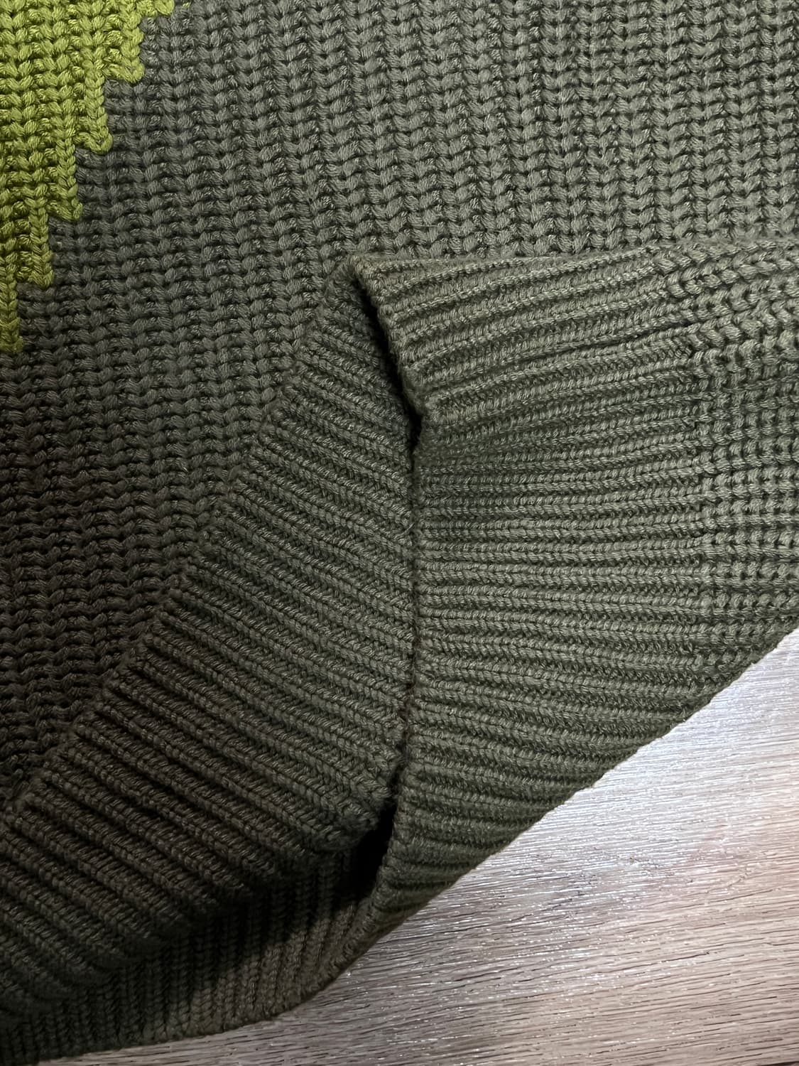 코스 투톤 니트 카키 M 상품이미지4