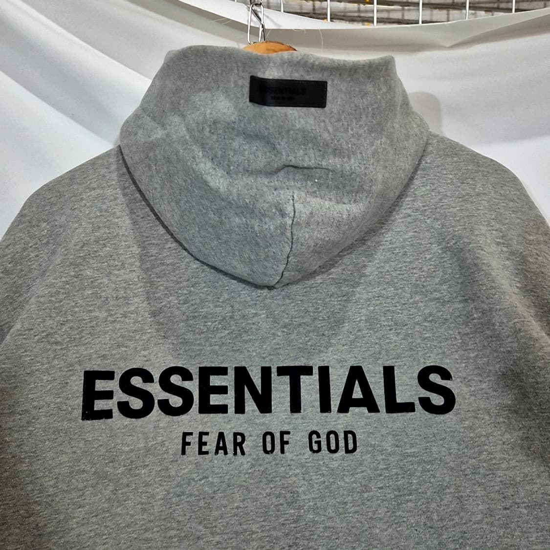 Fear Of God 피어오브갓 에센셜 후드티 상품이미지3