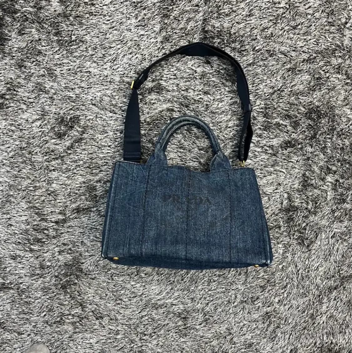 프라다 크로스백 상품이미지1