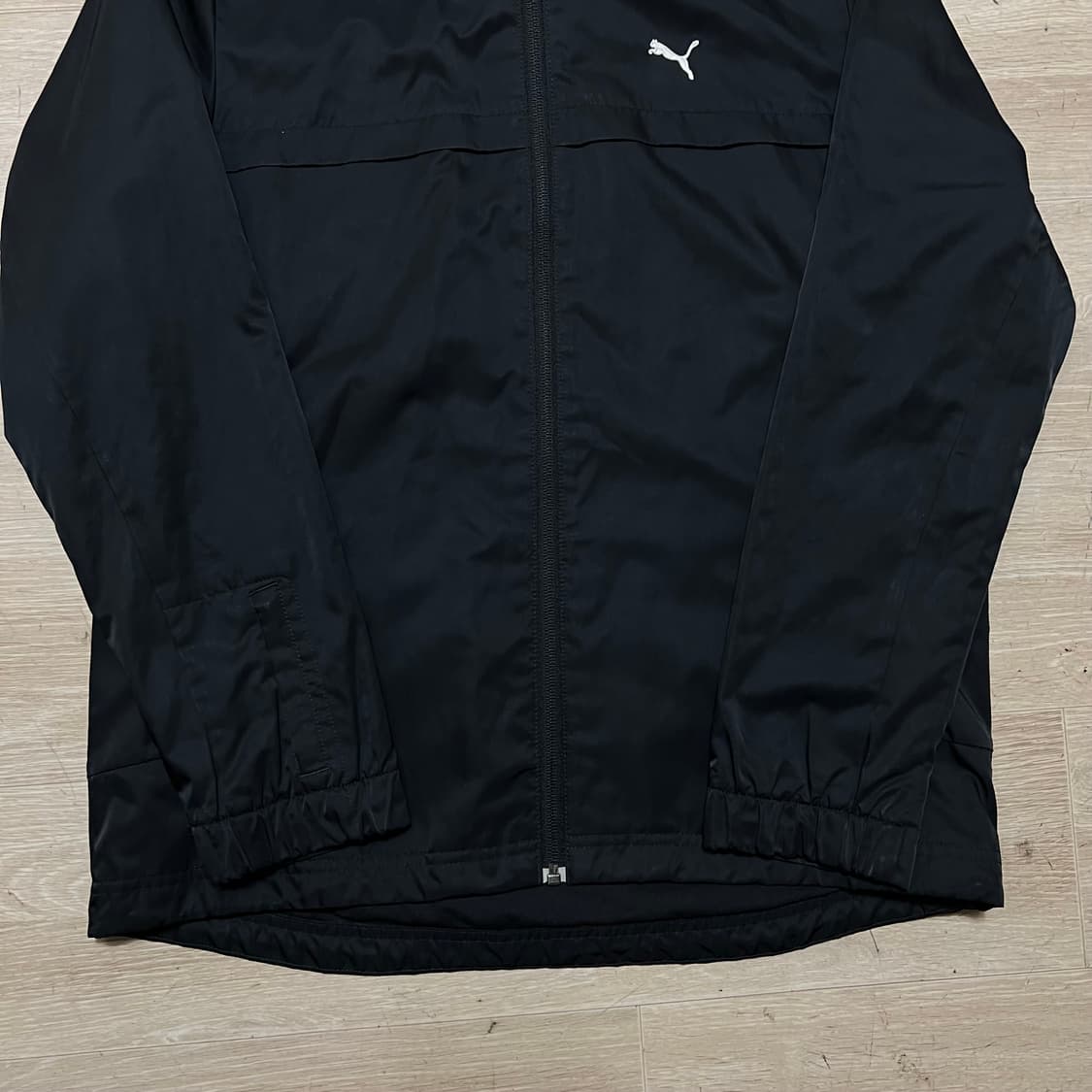 푸마 리핑 캣 로고 바람막이 후드자켓 [블랙] S/90 상품이미지3