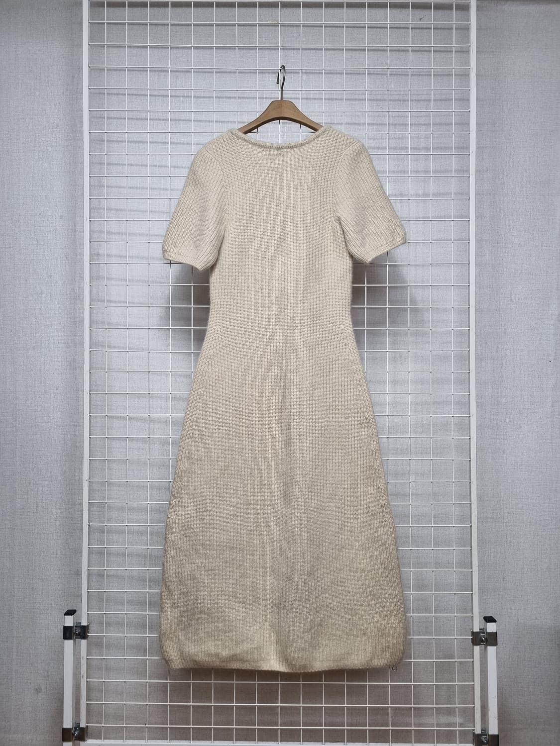 (택포) ar 라쿤 니트원피스 (새상품급) 상품이미지4