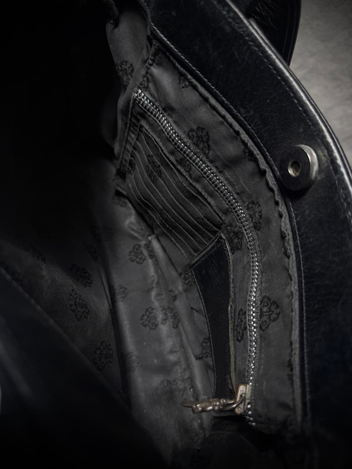 크롬하츠 JJ Dean 레더 백 상품이미지8