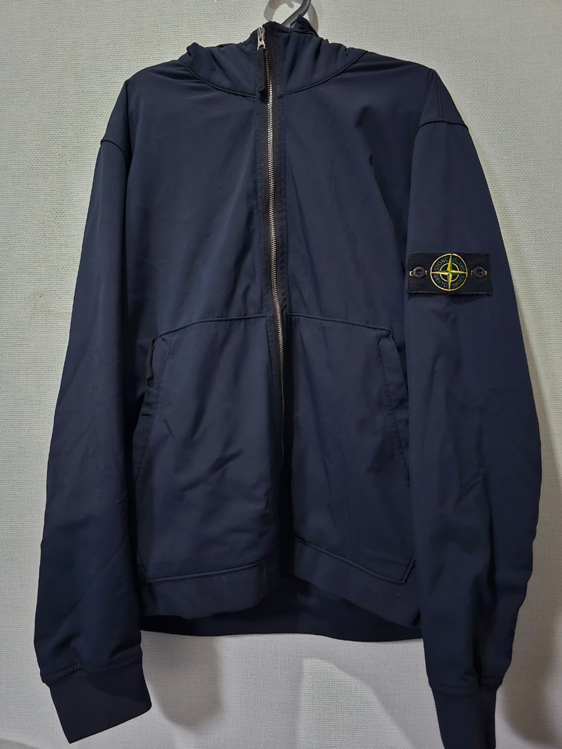 정품 스톤아일랜드 소프트 쉘 후드 자켓 105 / XL 상품이미지1