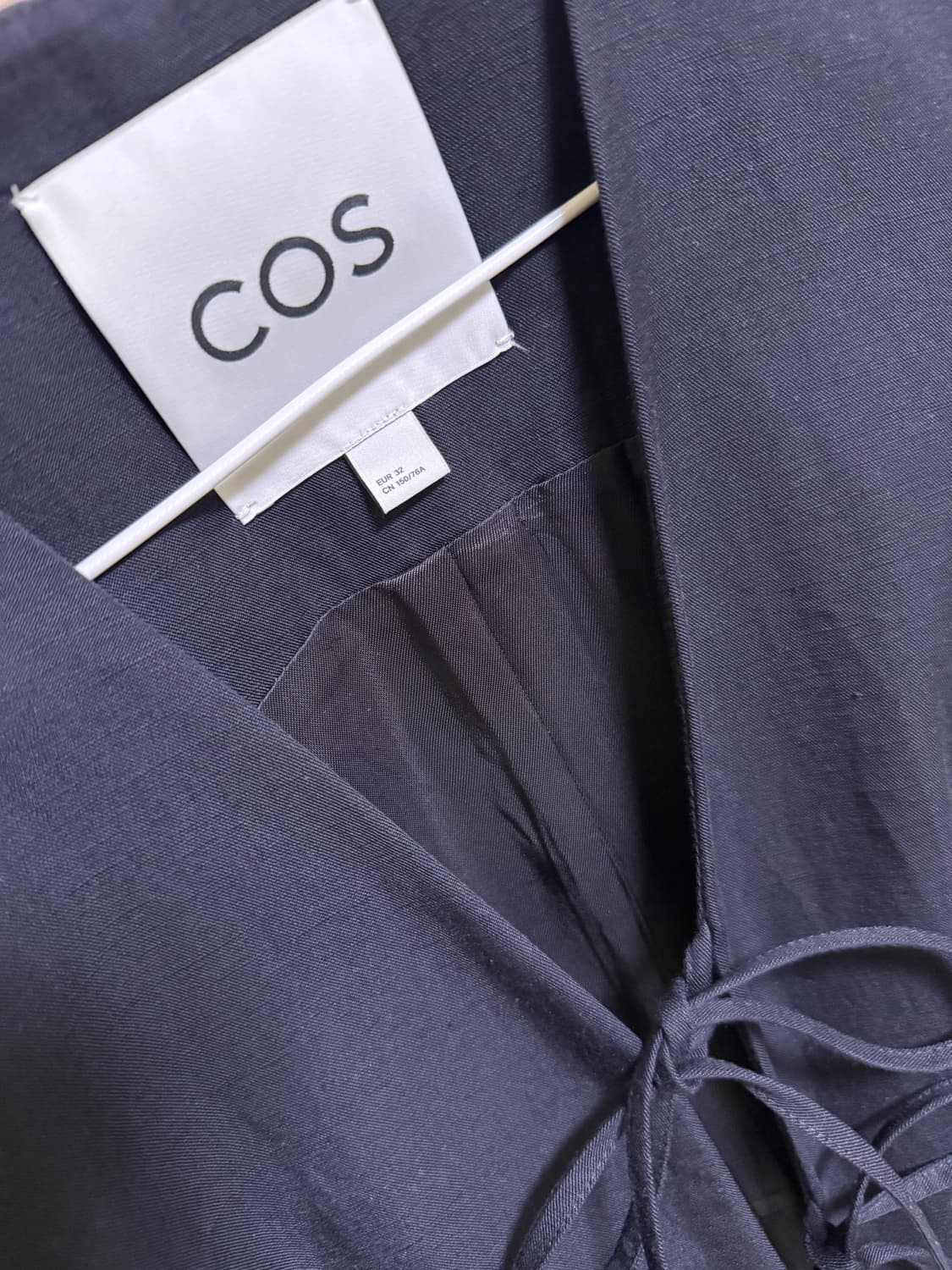 COS 코스 끈 장식 조끼 상품이미지4