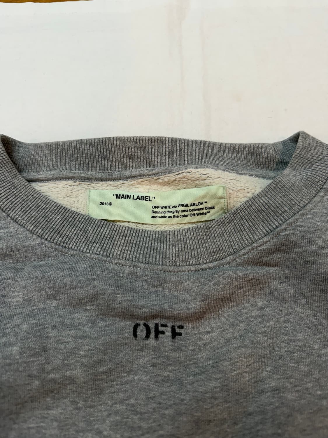 오프화이트 버질 체커보드 애로우 자수 맨투맨 그레이 상품이미지6