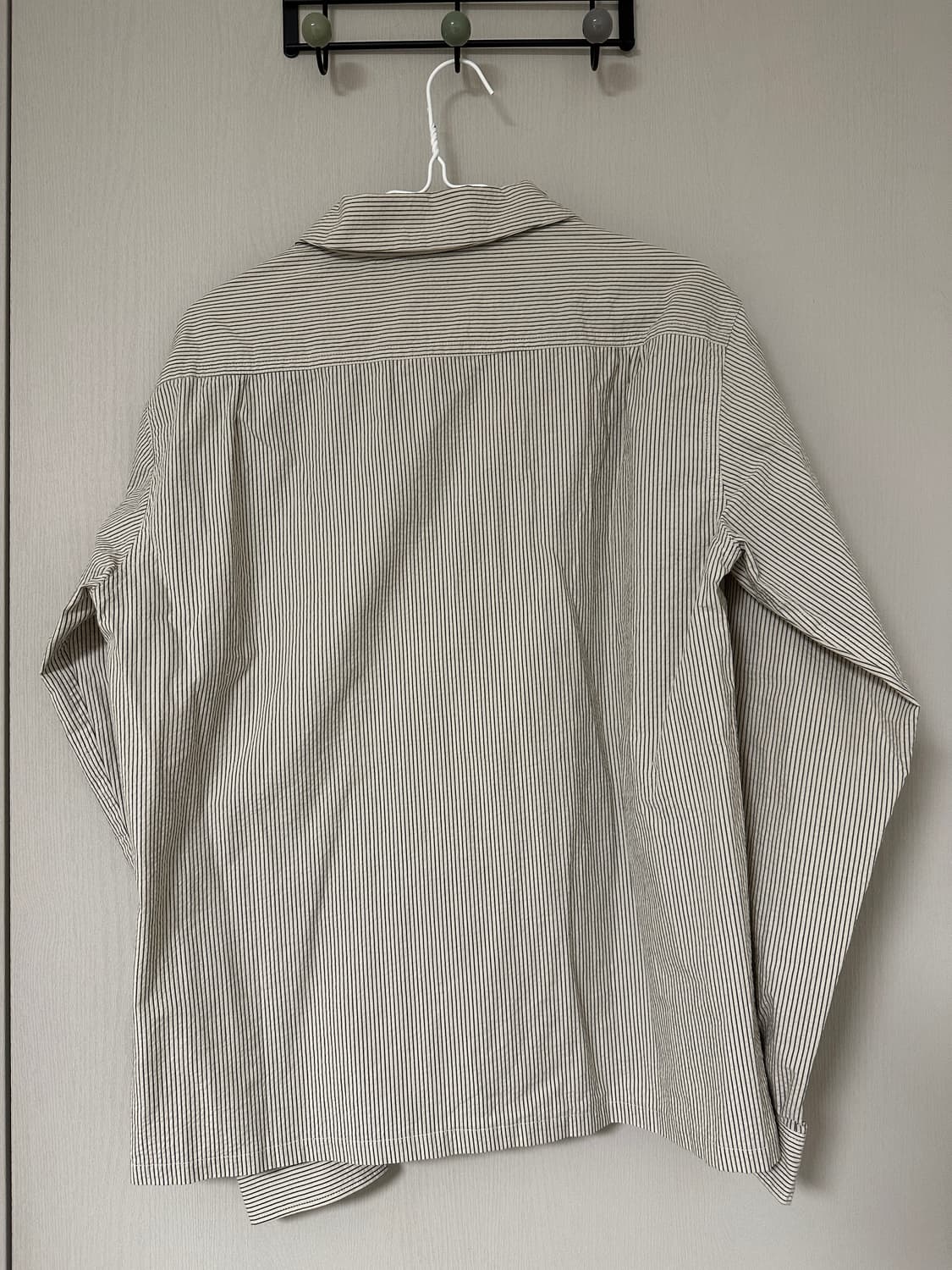 the blurred clothing 셔츠 상품이미지5