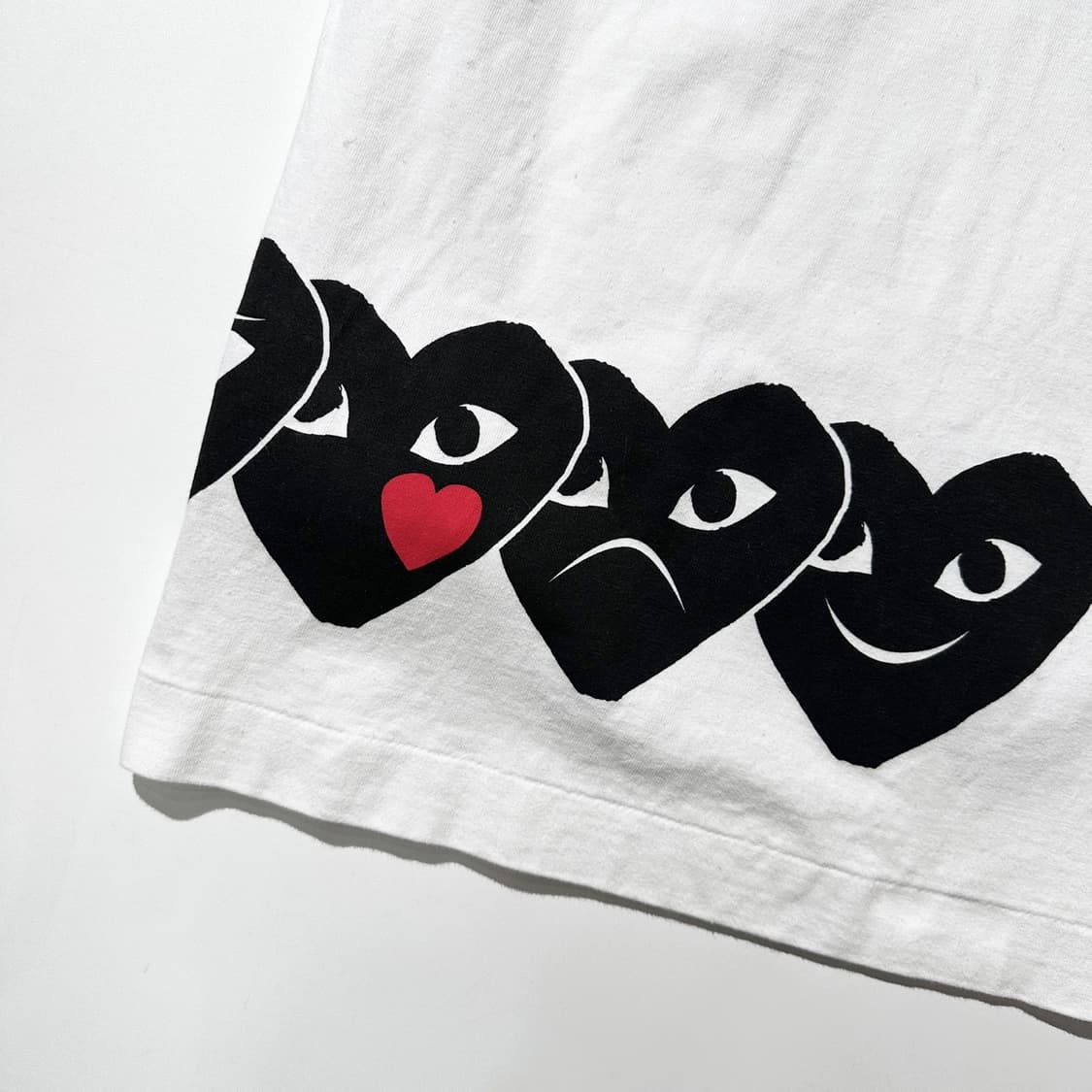 꼼데가르송 플레이 하트 와펜 이모지 반팔 티셔츠 상품이미지7