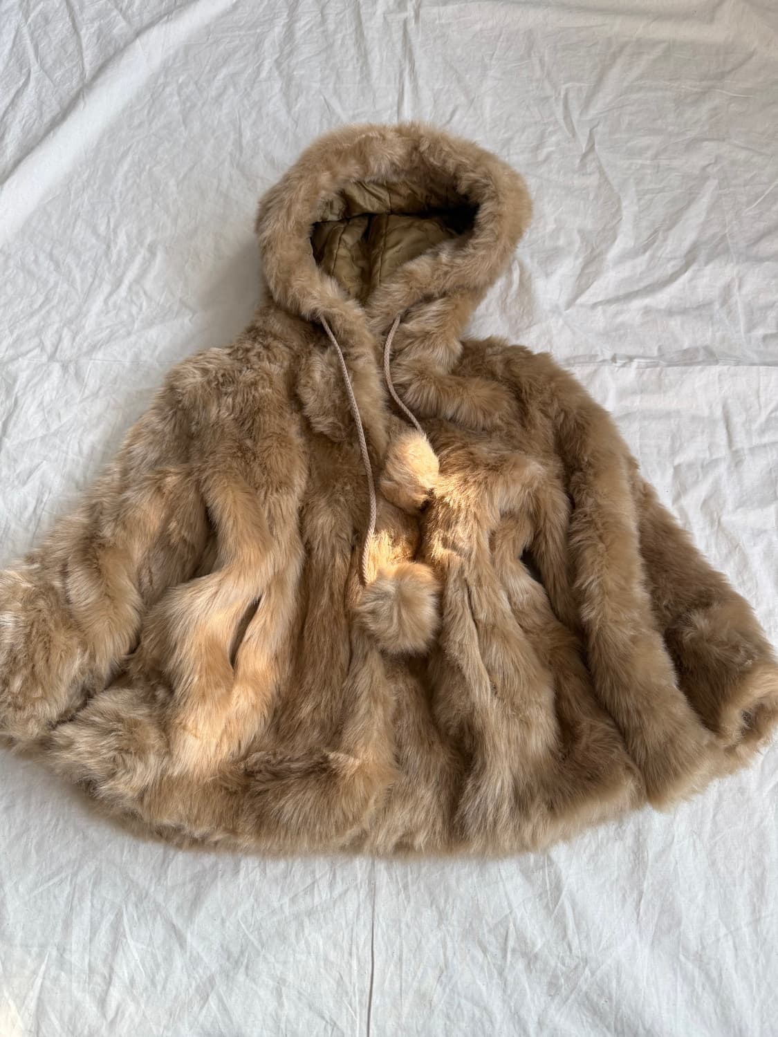 모카라떼 퍼 케이프 코트  상품이미지1