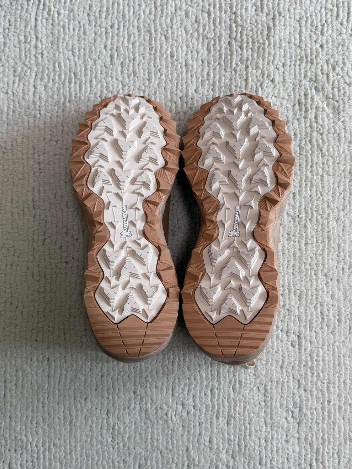  (새상품) 미즈노 x 논네이티브 웨이브 무진 TL 미드 고어텍스 상품이미지2