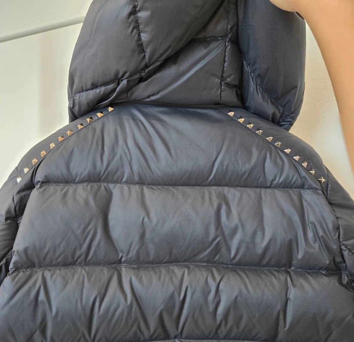 발렌티노 락스터드 패딩 48 상품이미지3