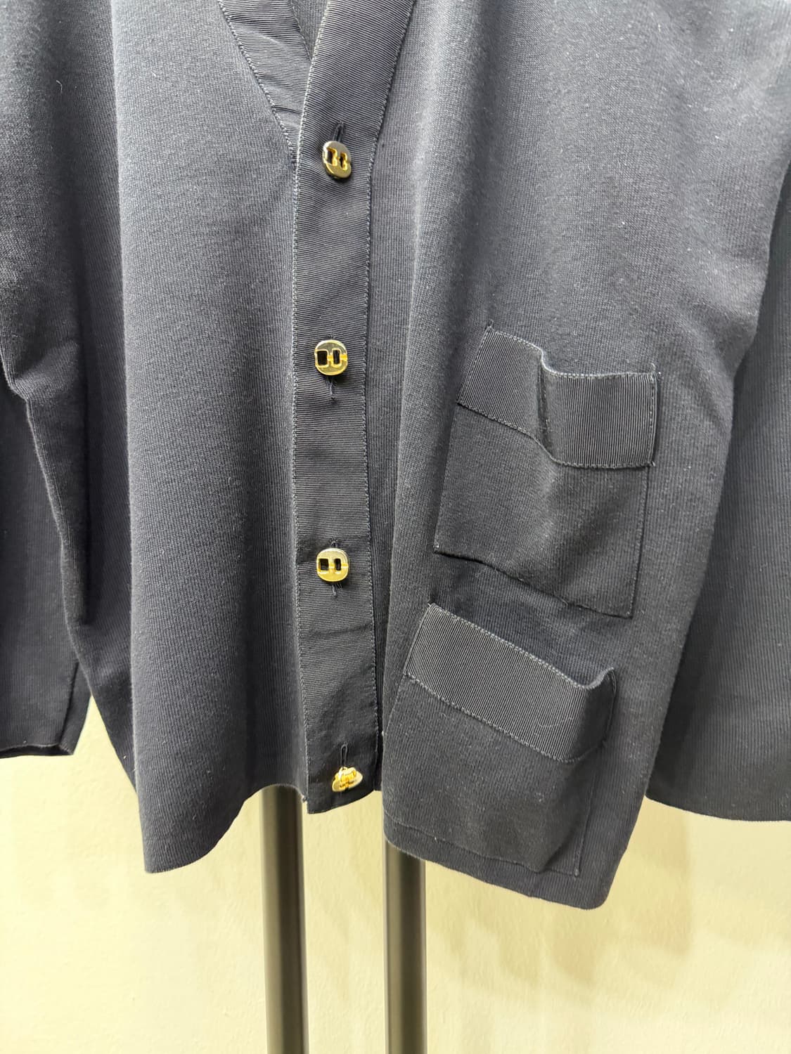 정품) 페라가모 네이비 가디건 L 상품이미지4