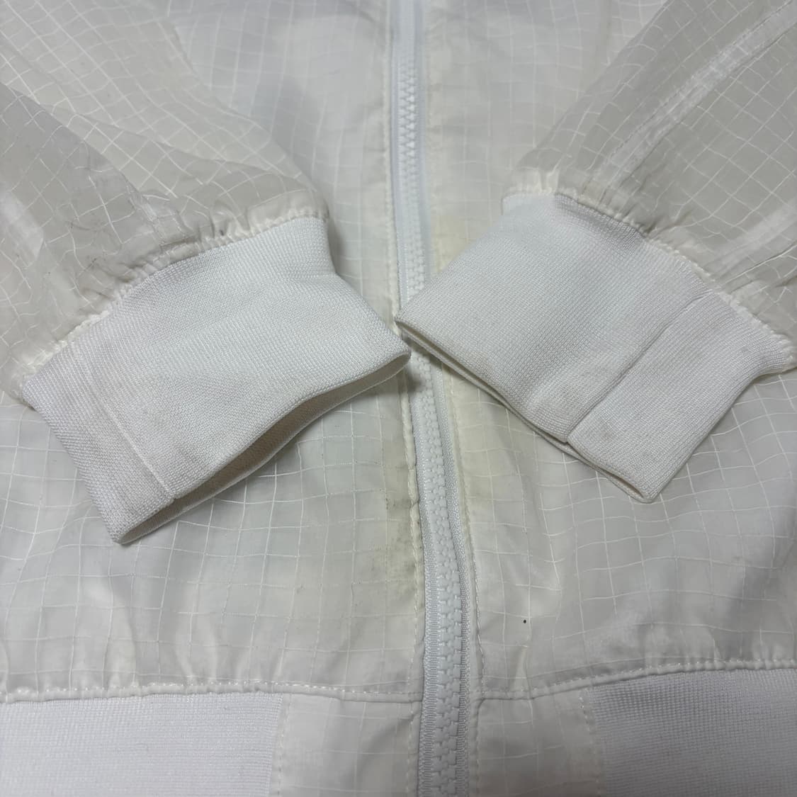 나이키 NSW 에센셜 시스루 우븐 바람막이 자켓 상품이미지6