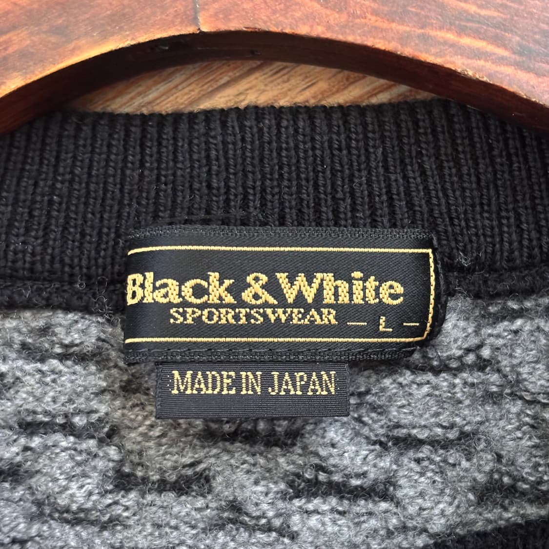 블랙앤화이트 골프 울니트 66 77 일본 수입 정품 촘촘한 조직감 상품이미지3