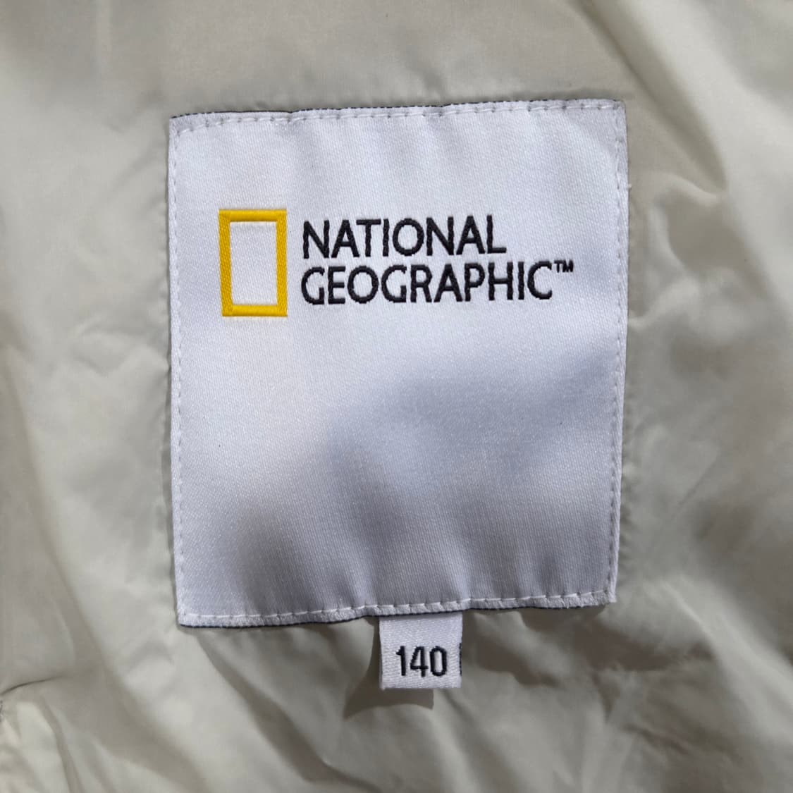 내셔널지오그래픽 키즈 구스다운 경량패딩 140/11 상품이미지3