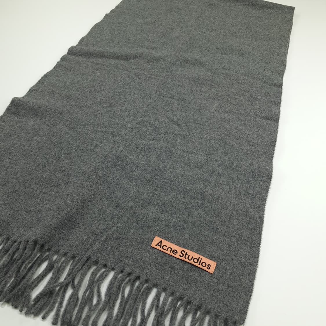 MX132 아크네 스튜디오 그레이 빅사이즈 울 목도리 머플러 상품이미지8